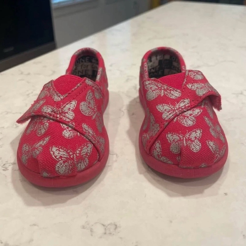 Toms Red and Silver Moccasins Slip-On Shoes